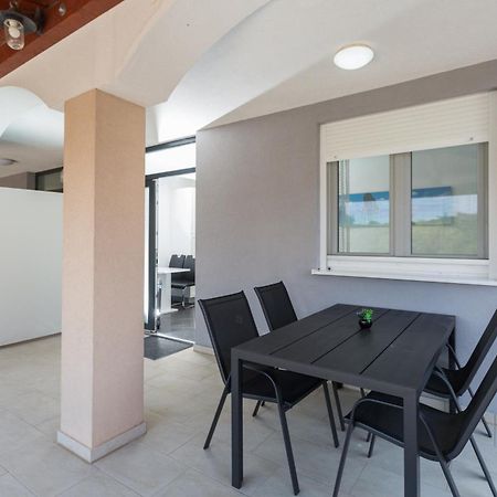 Apartments Adriana พูลา ห้อง รูปภาพ