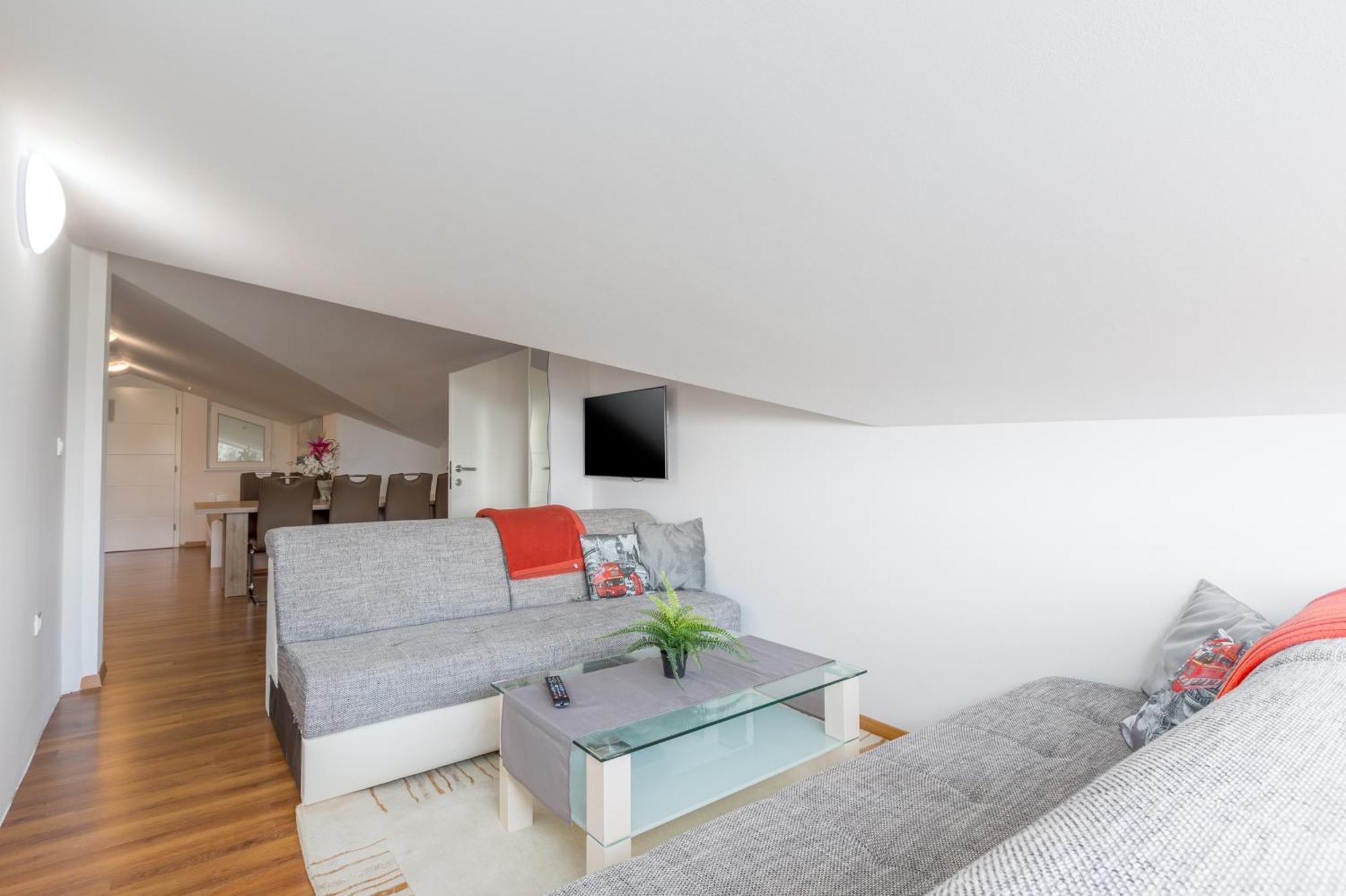 Apartments Adriana พูลา ห้อง รูปภาพ